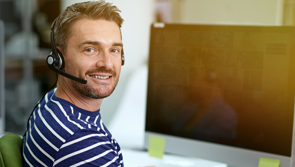 Foto bij het voordeel van de herstelservice bij de Aansprakelijkheidsverzekering van Aon Verzekeringen