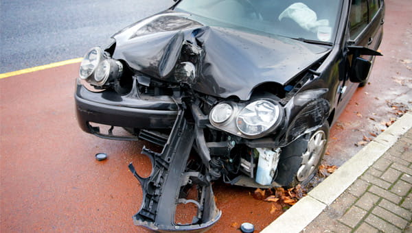 Mijn auto is total loss: wat te doen